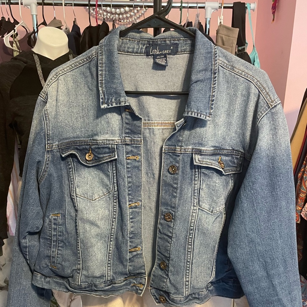 Lark & Grey Women’s denim Jeans Jacket